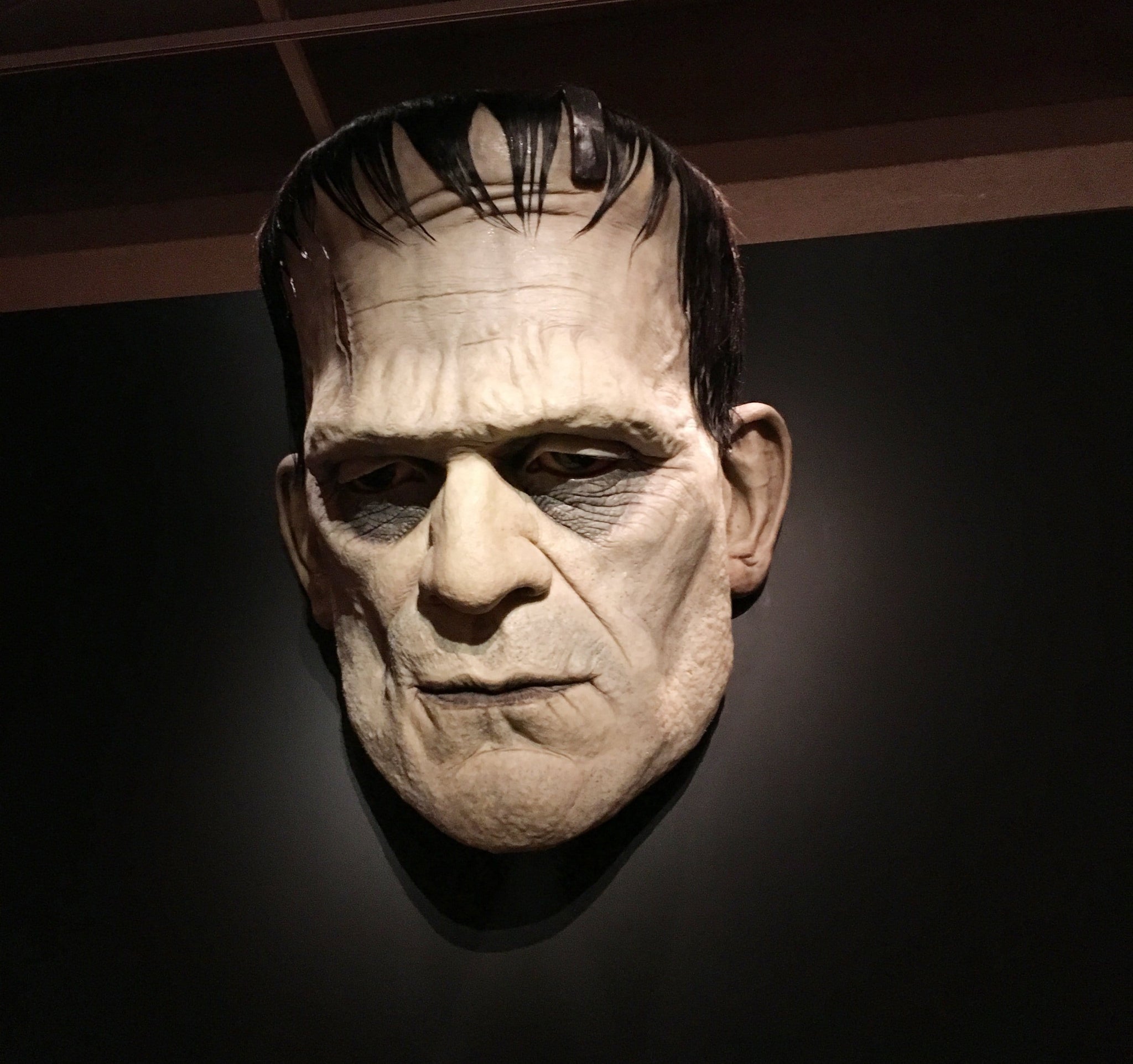Photo essay: Guillermo Del Toro's collection of horror-ific collectibles - Muzeum Gold and Silver